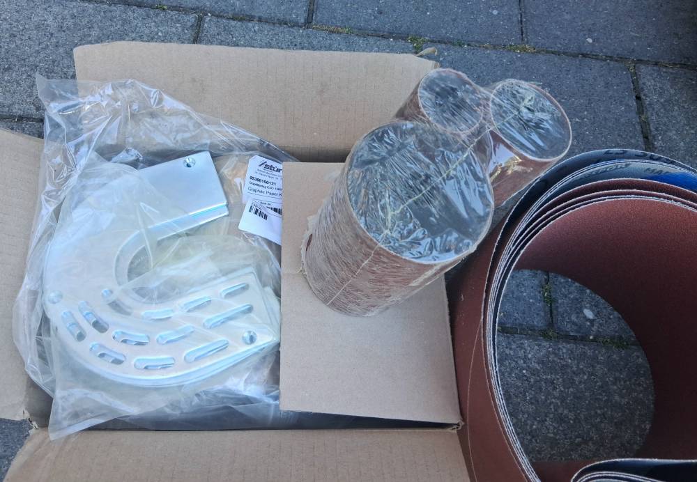 Kantenschleifmaschine mir Oszilation